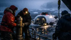Sub gheața Arcticii: submersibilul chinez care a coborât la 5.277 m și ce a descoperit