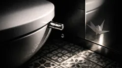 Toaleta japoneză explicată: washlet vs toaletă squat și cum o folosești corect