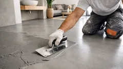 Microciment pe pardoseală: ce este, cât de gros se aplică și la ce să fii atent